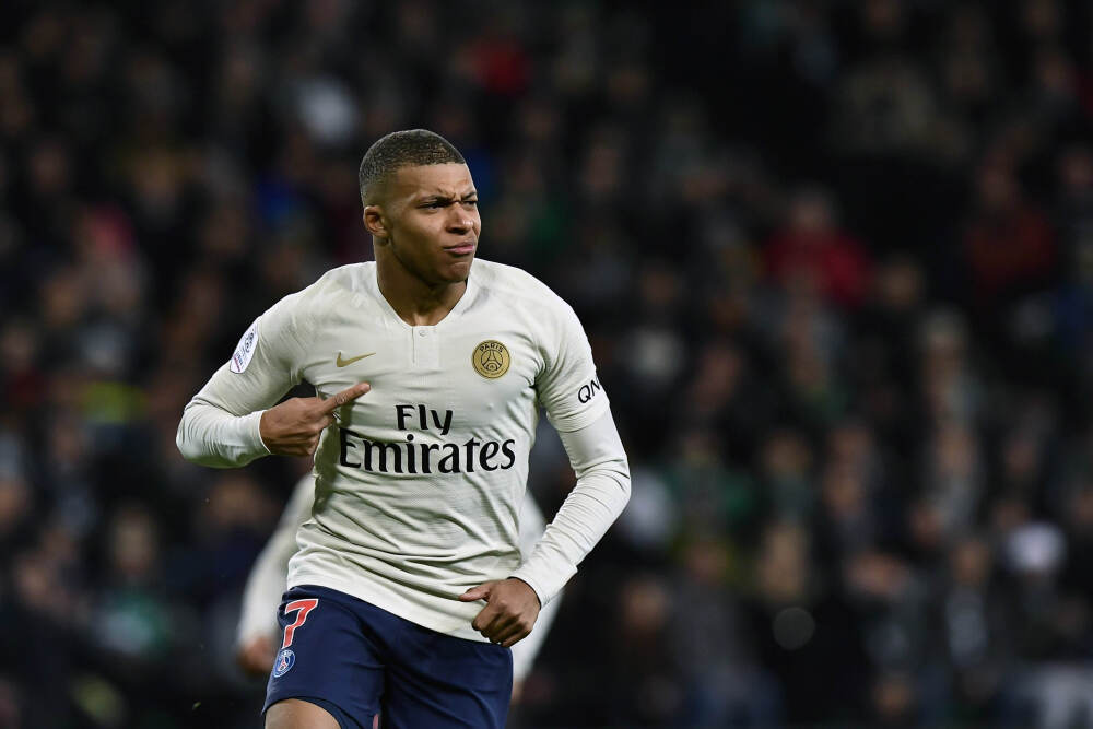 当年你们班第一名和最后一名的人都在干吗？